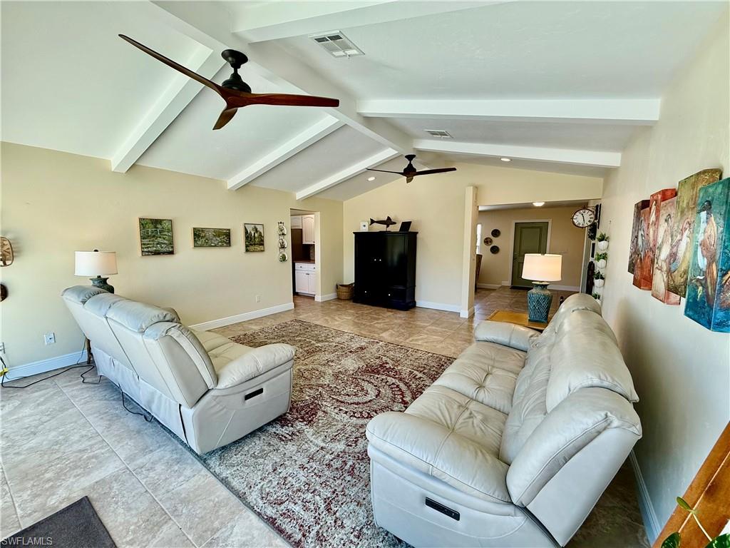 COUNTRY CLUB ESTATES - Residential