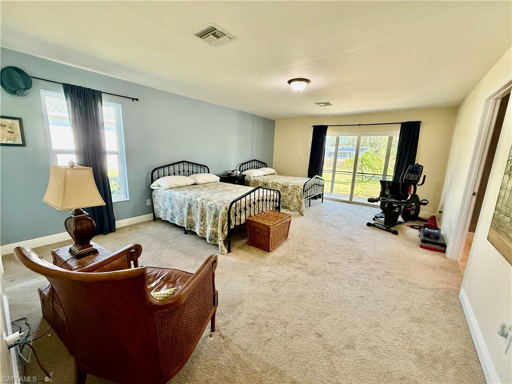 COUNTRY CLUB ESTATES - Residential