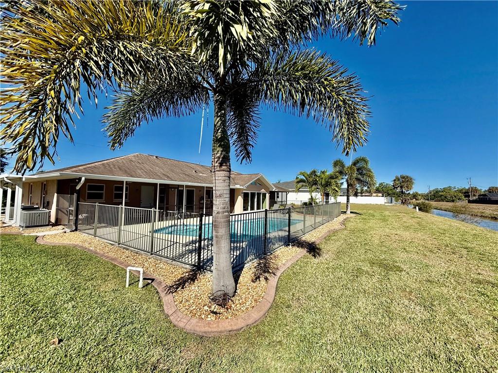 COUNTRY CLUB ESTATES - Residential