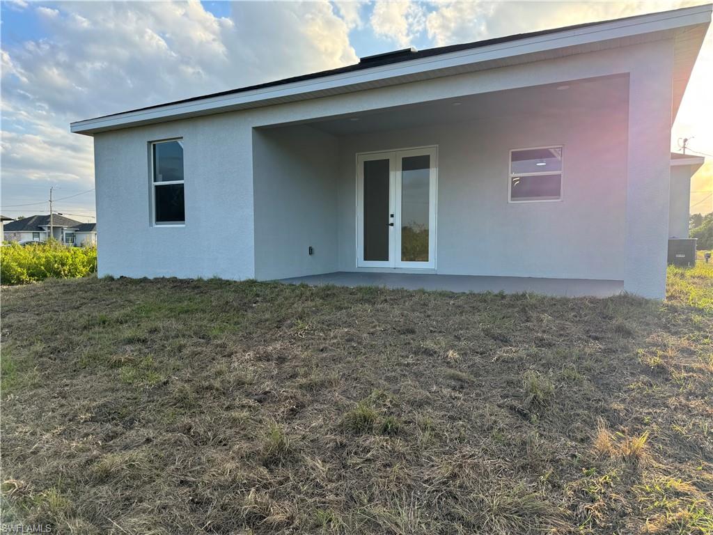 LEHIGH ACRES - Residential