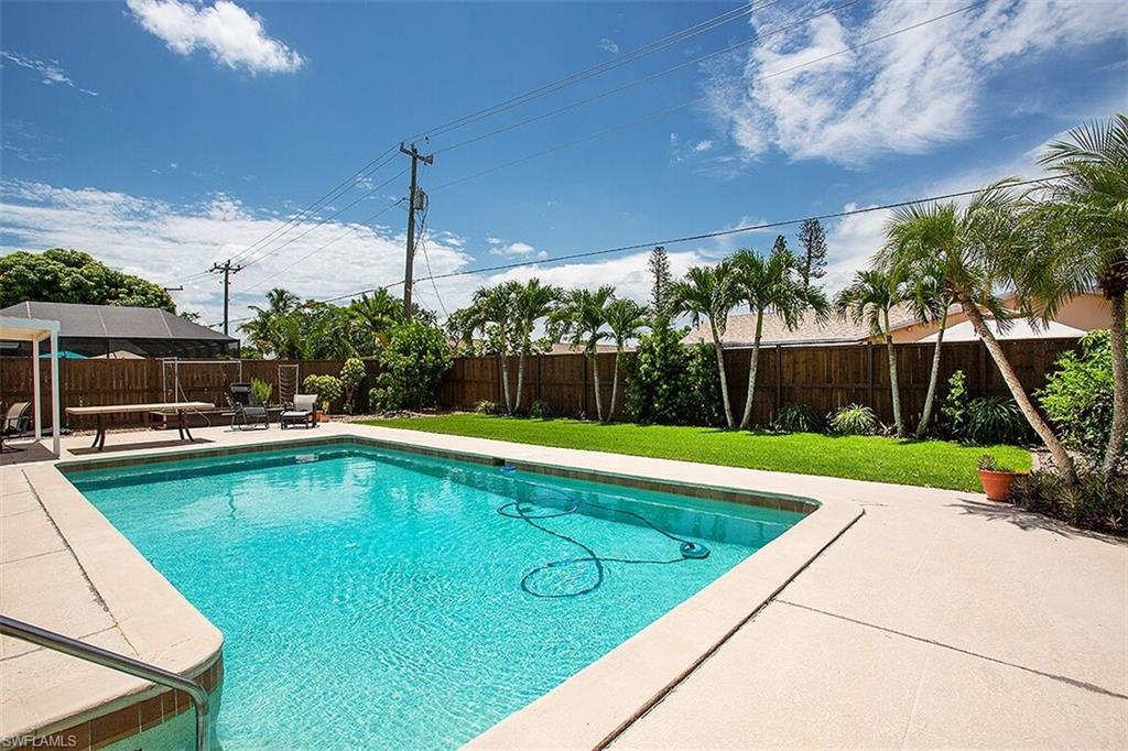 WESTLAKE - Residential