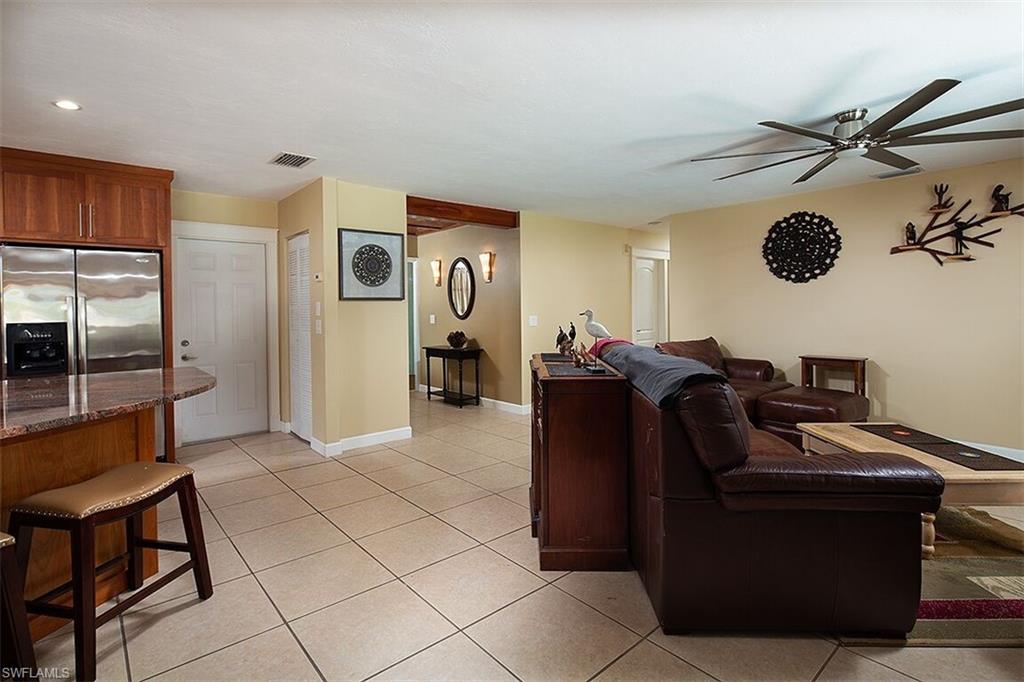 WESTLAKE - Residential