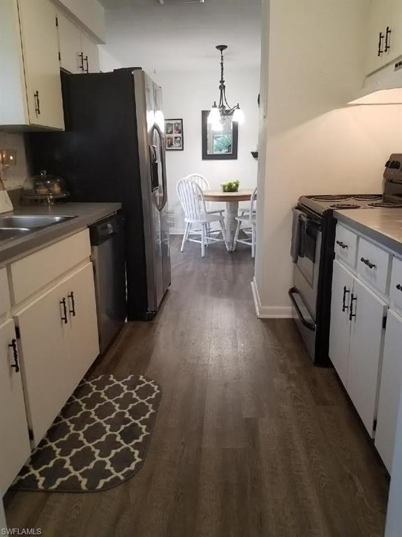 SAN CARLOS PARK - Residential