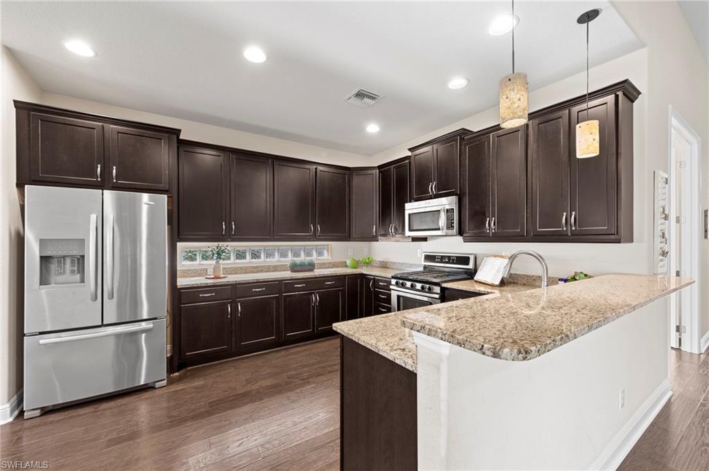 THE RESERVE AT ESTERO - Residential