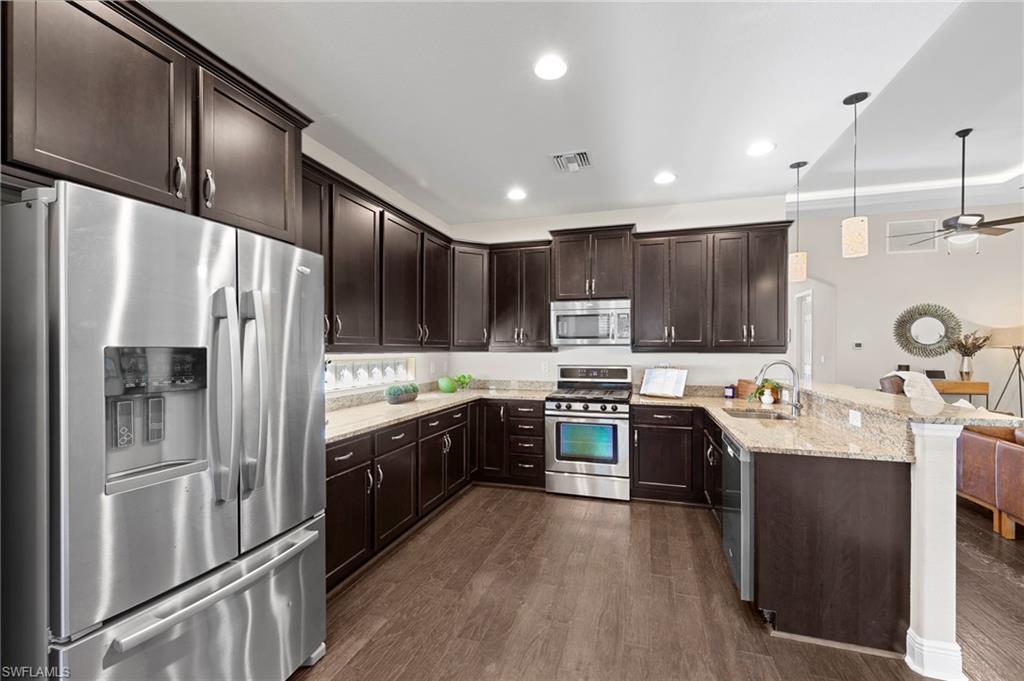 THE RESERVE AT ESTERO - Residential