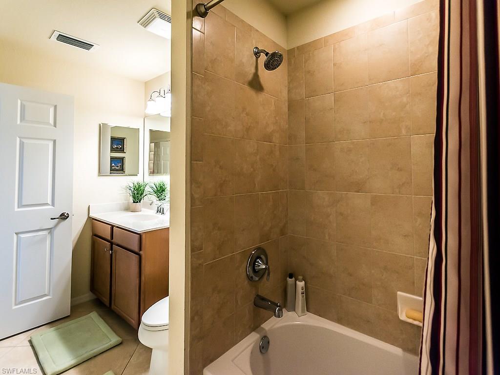 HERITAGE BAY - Residential