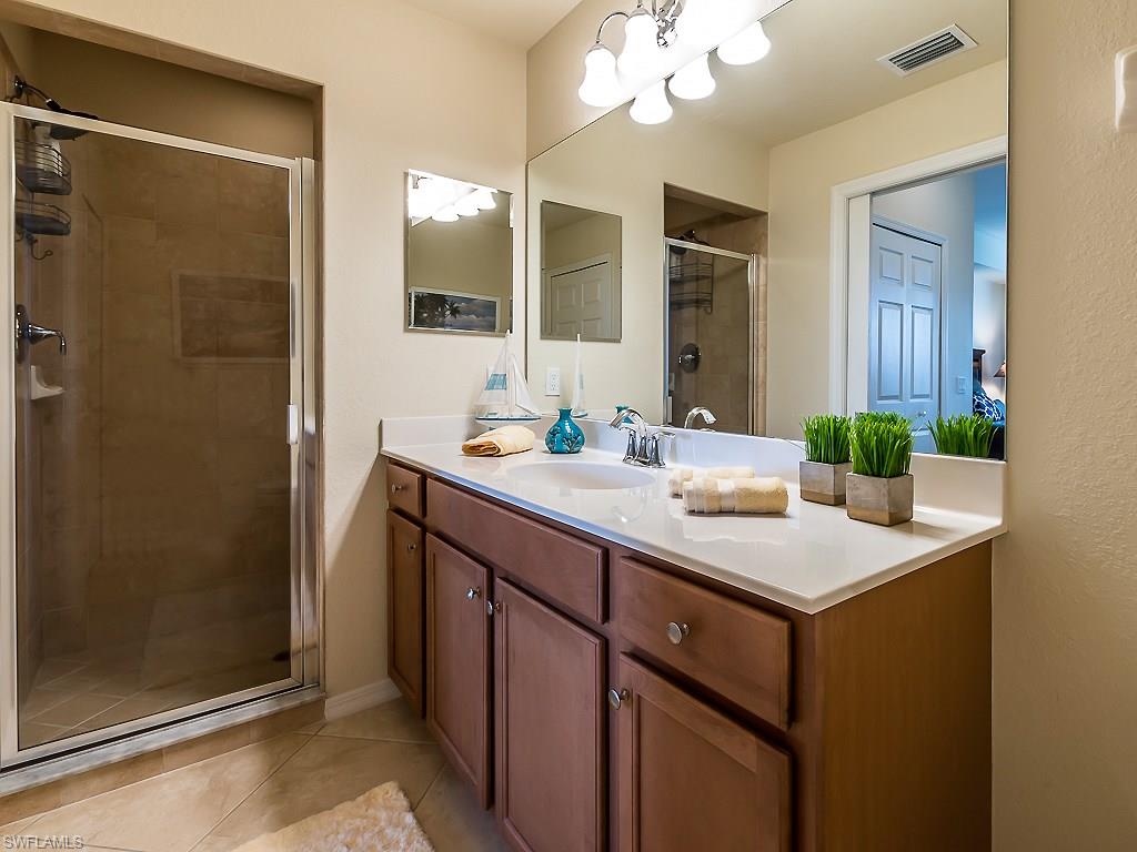 HERITAGE BAY - Residential