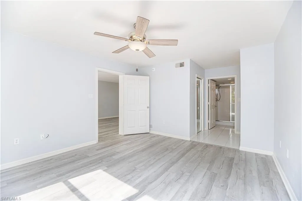 Naples, Florida 34110, United States, 2 Bedrooms Bedrooms, ,2 BathroomsBathrooms,Residential,Active,83378