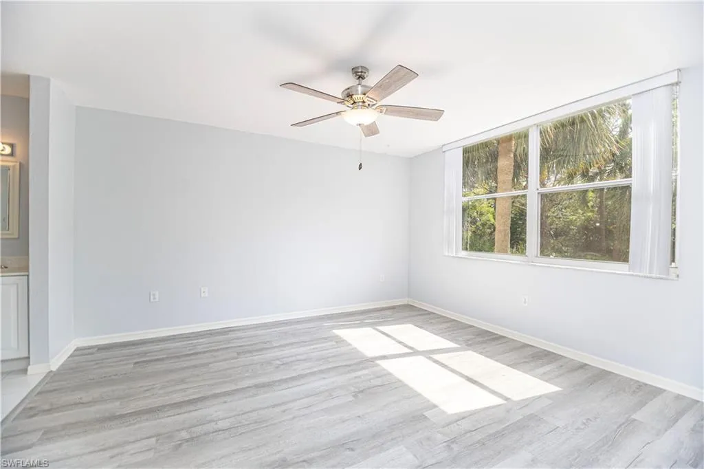 Naples, Florida 34110, United States, 2 Bedrooms Bedrooms, ,2 BathroomsBathrooms,Residential,Active,83378