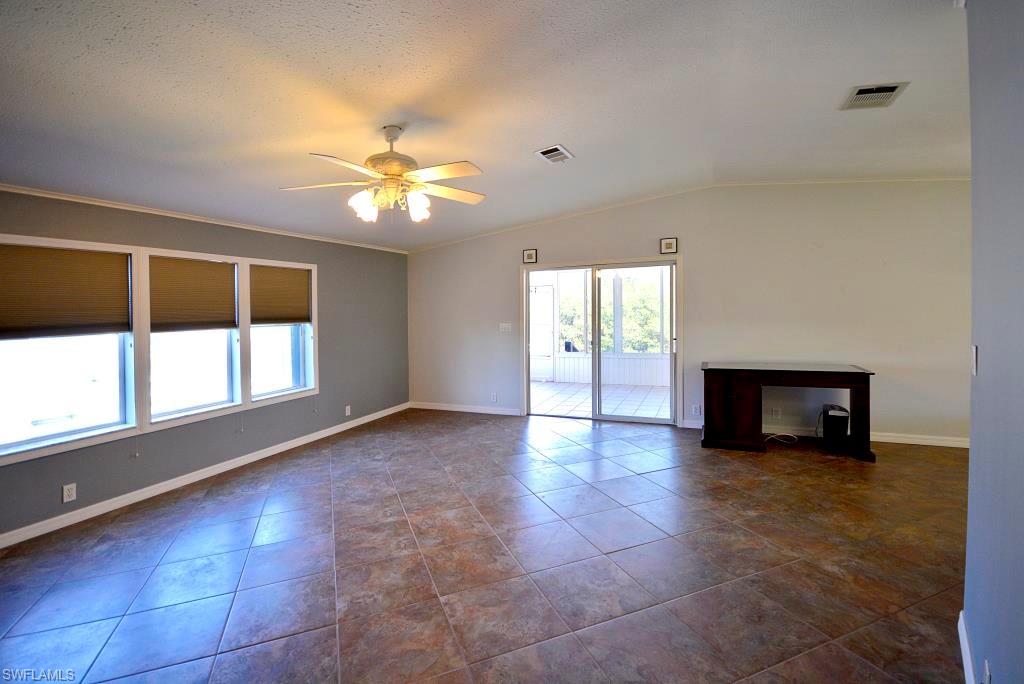 FLAMINGO BAY - Residential