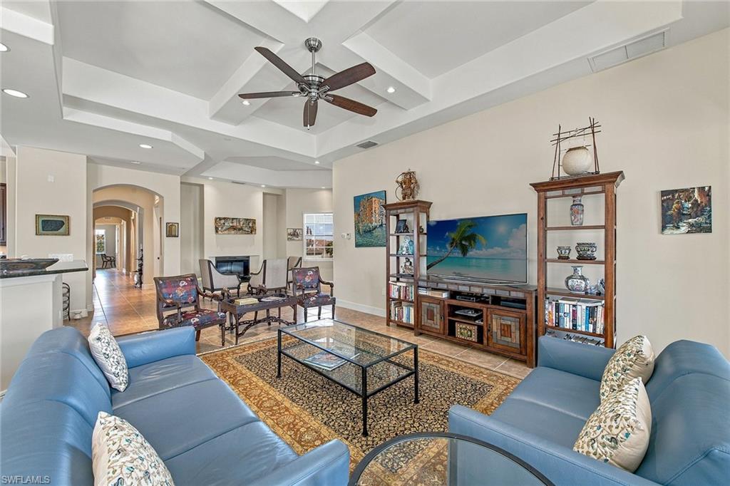 570 Avellino Isles CIR 17302