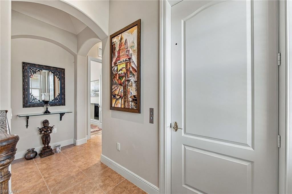 570 Avellino Isles CIR 17302