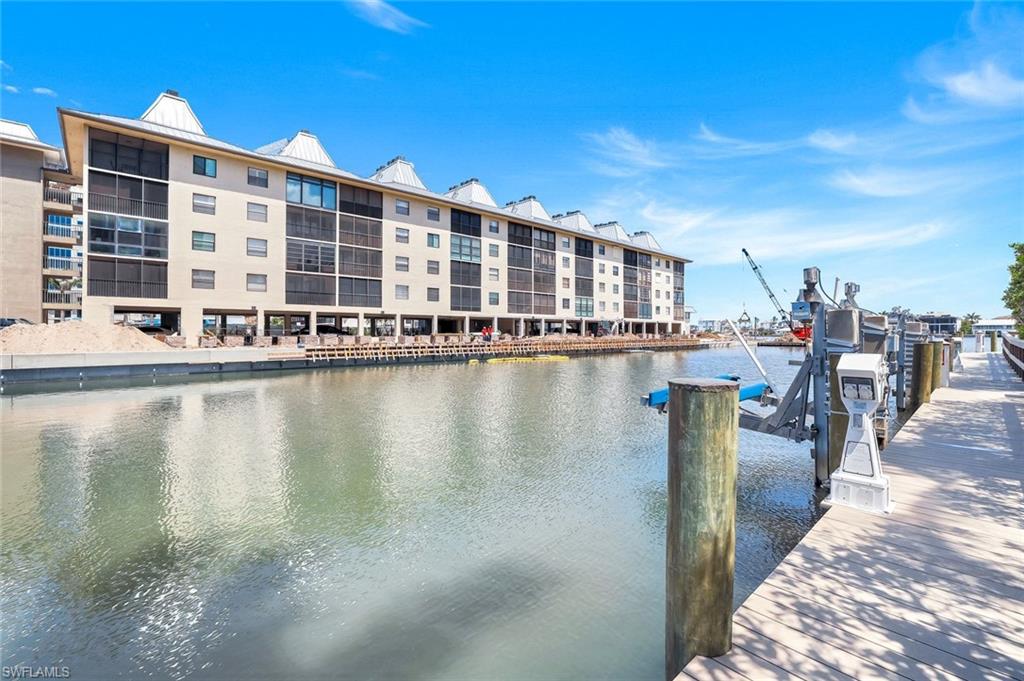 REGATTA - Residential