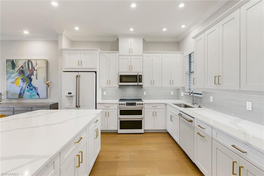 ESPLANADE - Residential