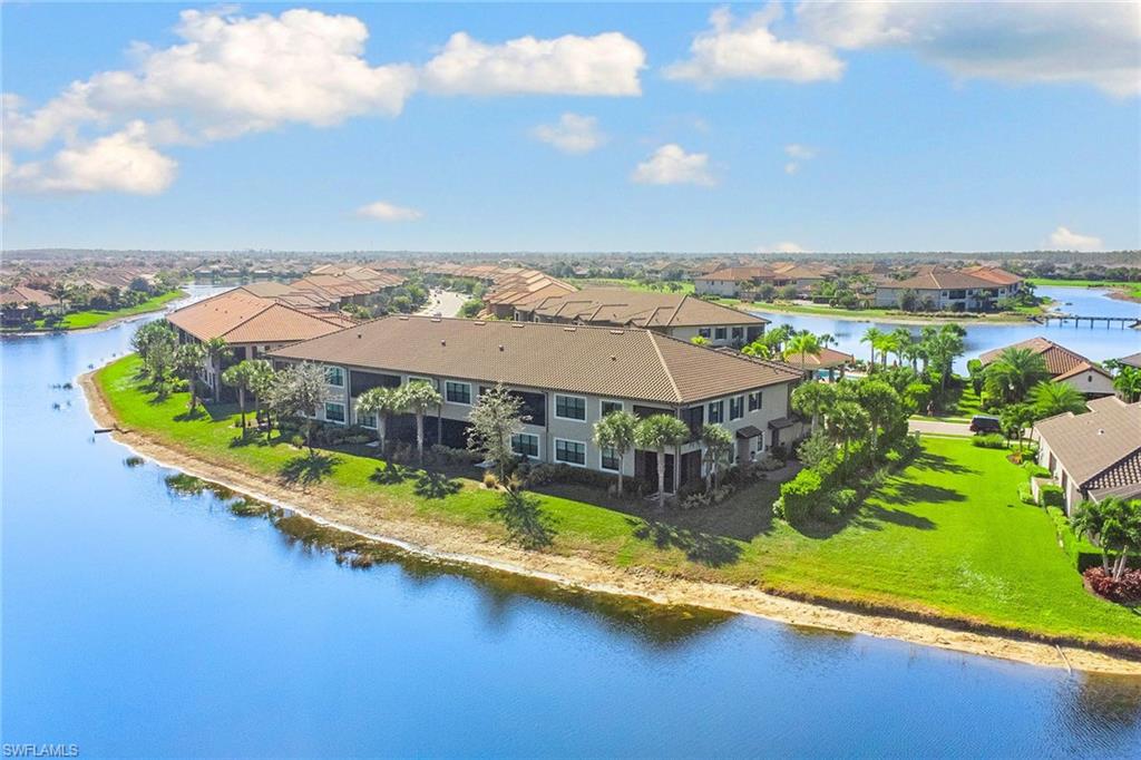 ESPLANADE - Residential