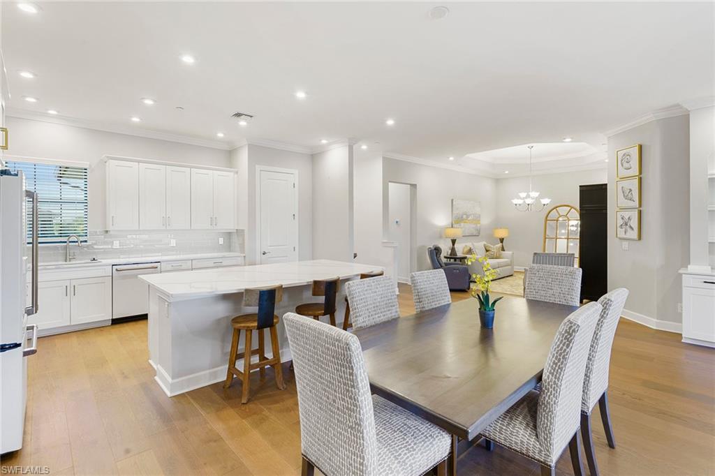 ESPLANADE - Residential