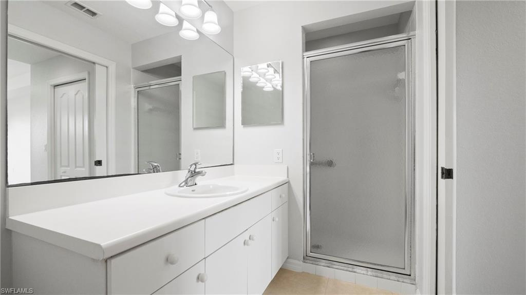 TERRACE III AT RIVERWALK - Residential Lease