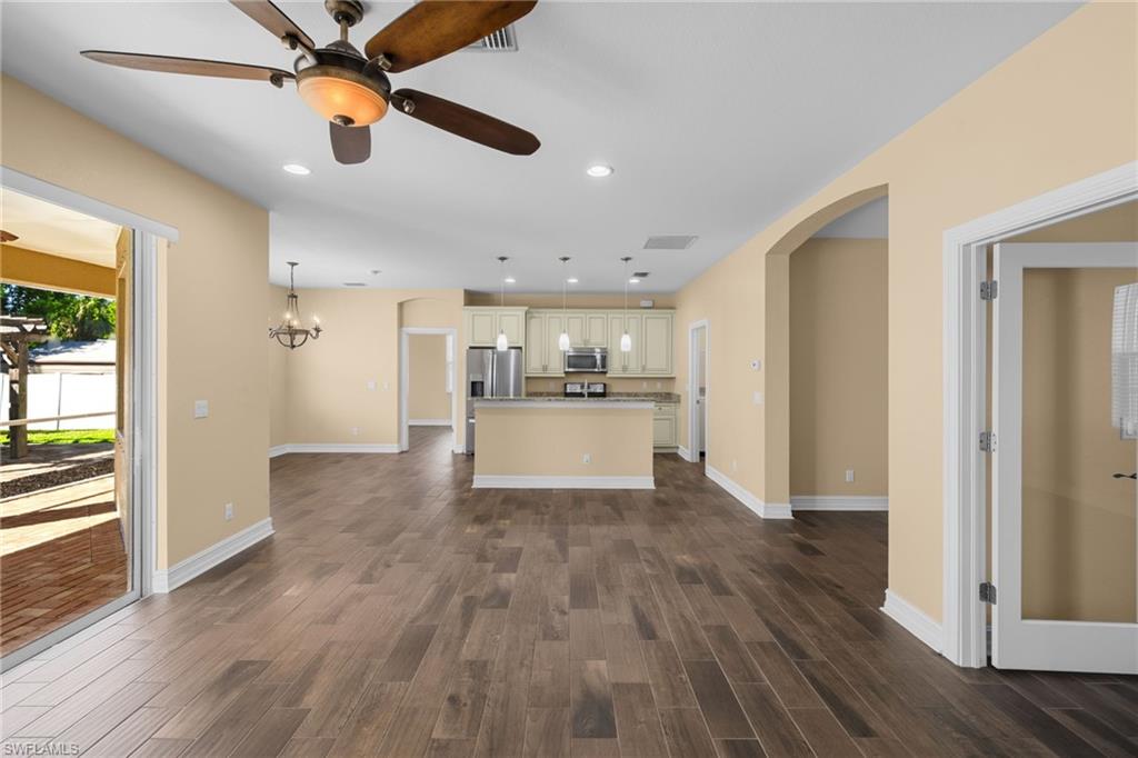 4609 Santiago LN