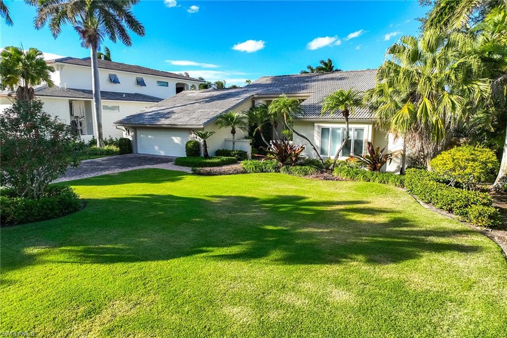 AQUALANE SHORES - Residential