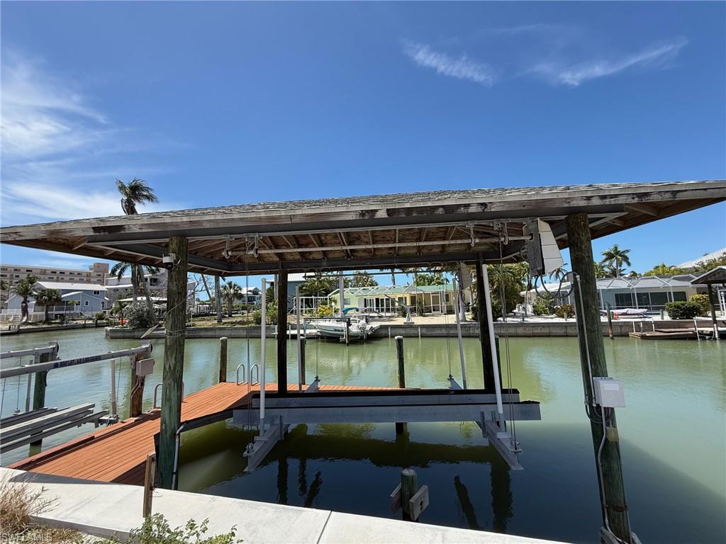 LAGUNA SHORES - Land