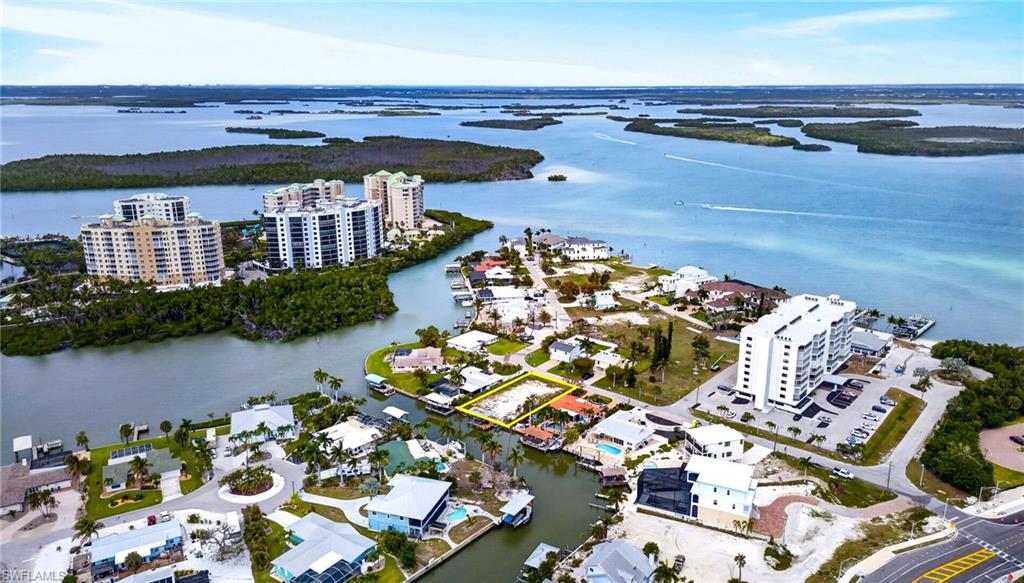 LAGUNA SHORES - Land