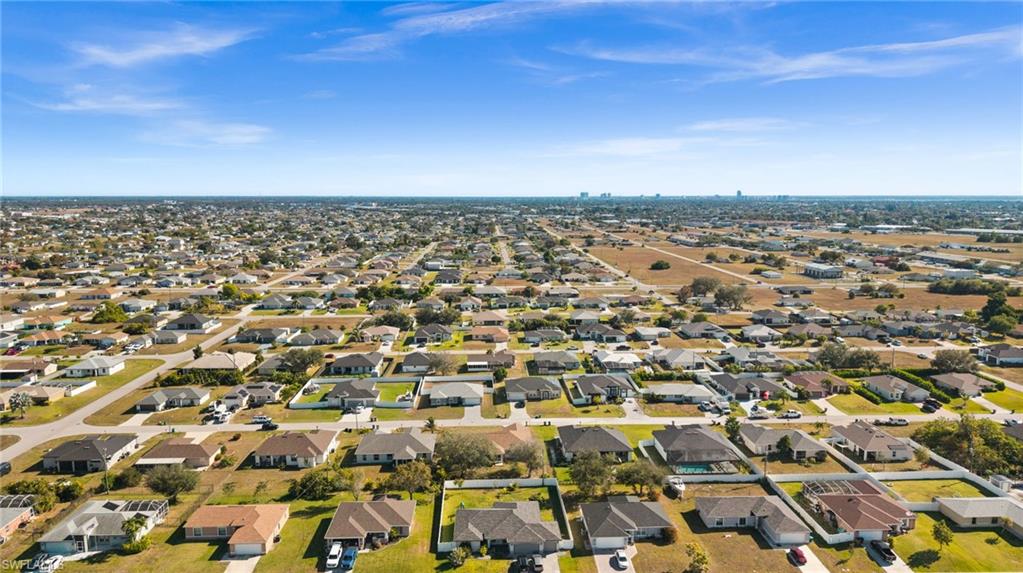 CAPE CORAL - Residential