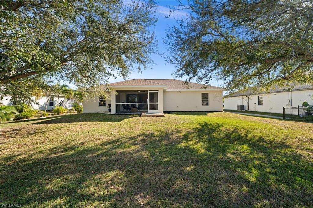 CAPE CORAL - Residential