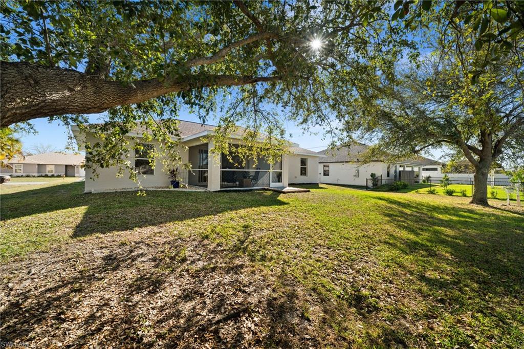 CAPE CORAL - Residential