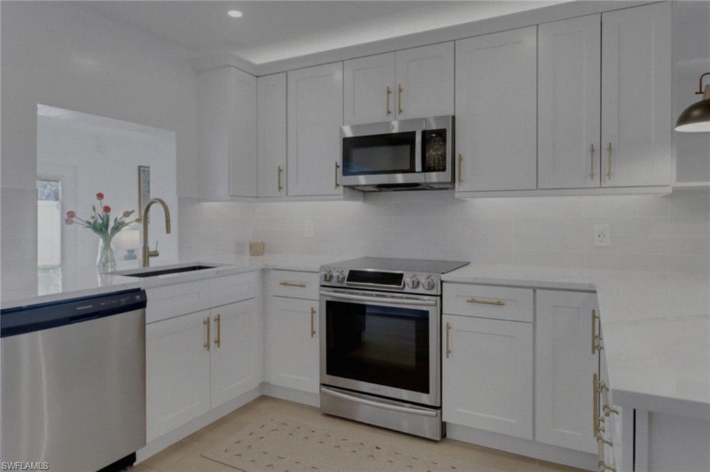 NAPLES TWIN LAKES - Residential Lease