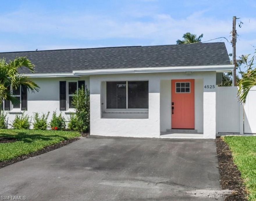 "Live Life Beautifully in Southwest Florida" Discover the perfect Naples retreat in this beautifully remodeled 2-bedroom, 1-bath duplex located in the highly desirable Twin Lakes community—just one mile from the beach. This charming property offers a fabulous location with easy access to everything Naples has to offer.
Enjoy the flexibility of furnished or unfurnished options, making it ideal for both seasonal getaways and annual living. Inside, you’ll find updated finishes and a comfortable layout designed for easy, relaxed living.
Conveniently situated just 10 minutes from Downtown Naples and 10 minutes from Mercato, you’ll be close to world-class dining, shopping, and entertainment while still enjoying a peaceful residential setting.
Whether you’re looking for a full-time residence or a seasonal escape, this property truly lets you have it all.