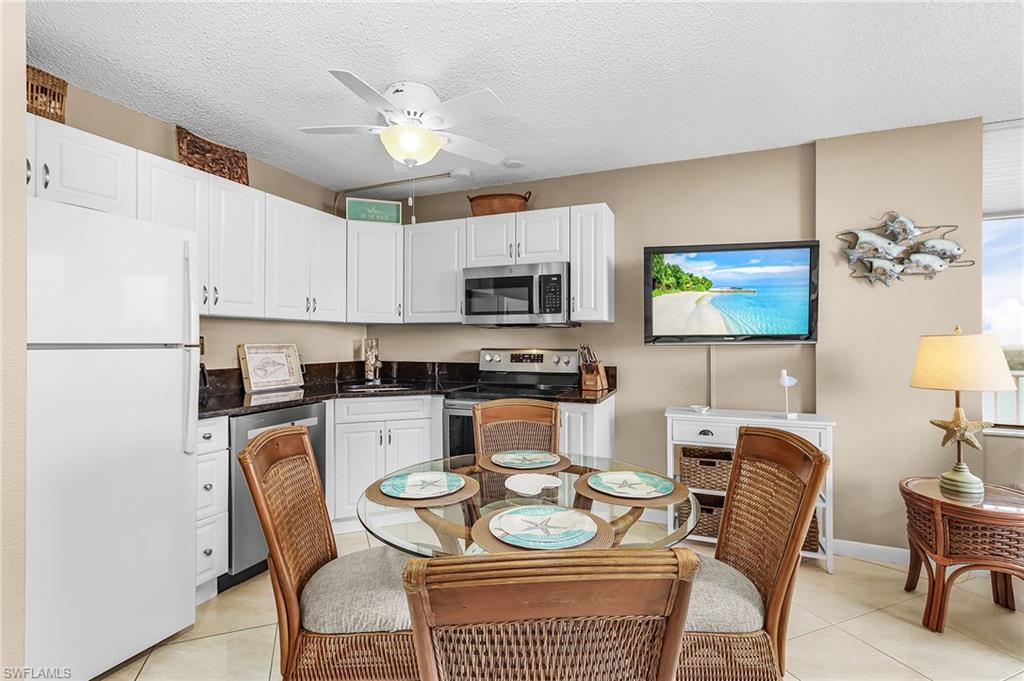 LOVERS KEY BEACH CLUB - Residential