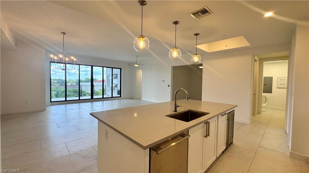 ELEVEN ELEVEN CENTRAL - Residential Lease