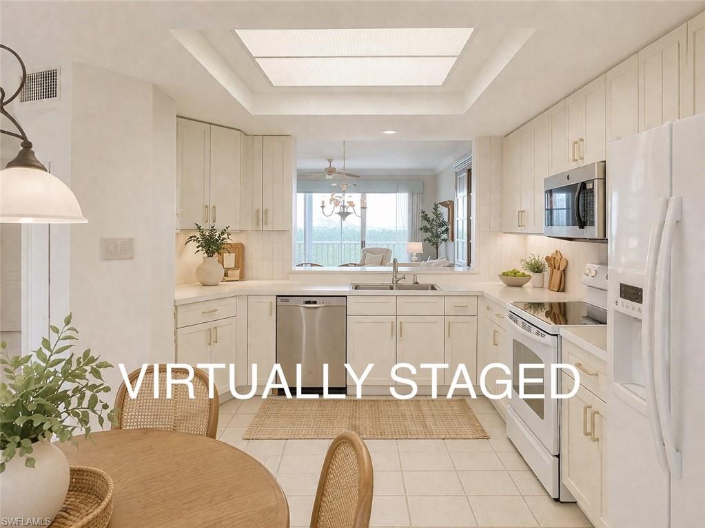 BAREFOOT BEACH CLUB - Residential