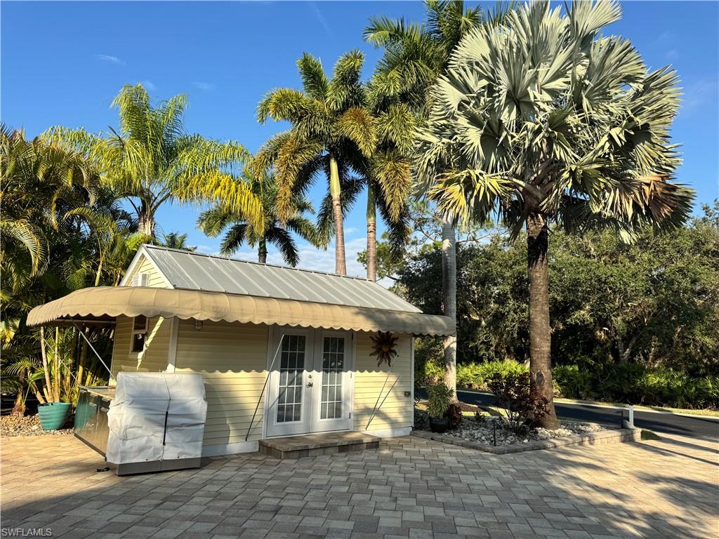 RIVERBEND MOTORCOACH RESORT - Land