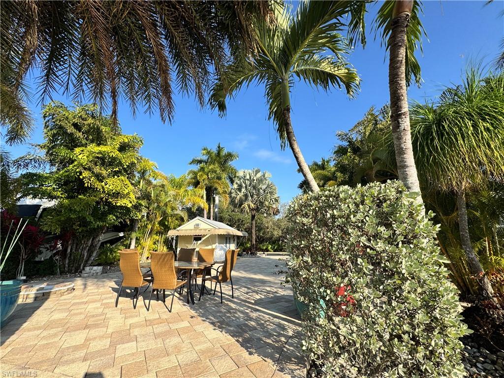 RIVERBEND MOTORCOACH RESORT - Land