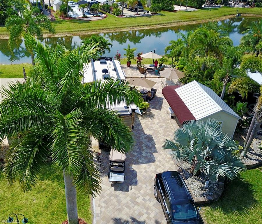 RIVERBEND MOTORCOACH RESORT - Land