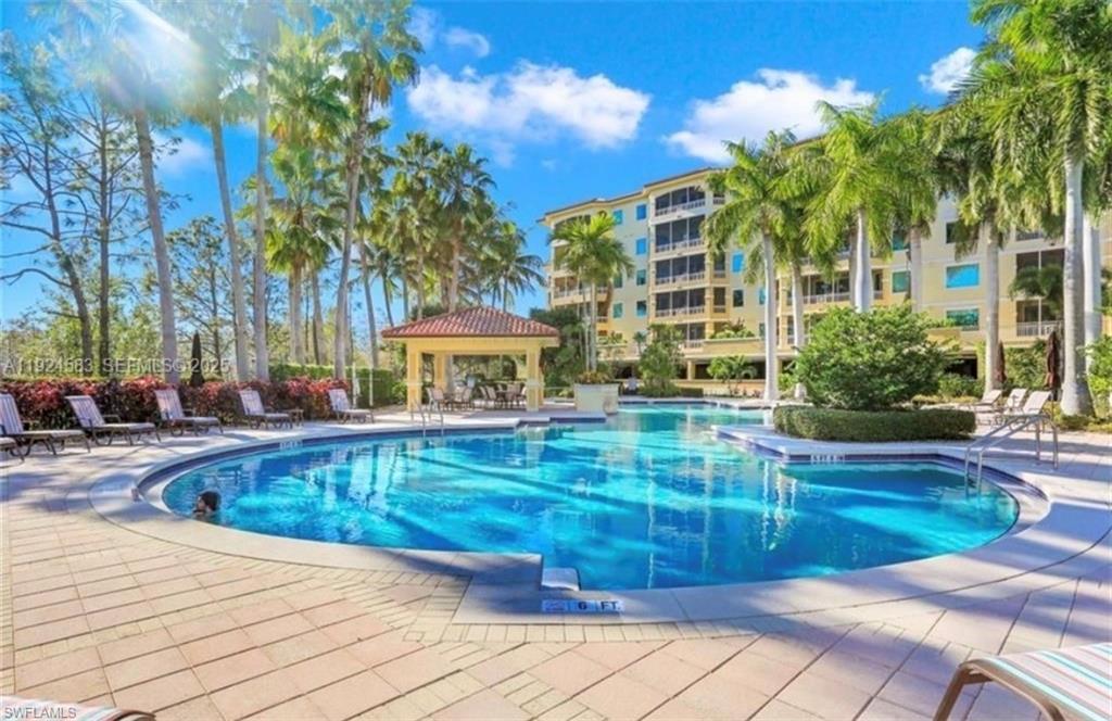 VENTANAS AT TIBURON - Residential