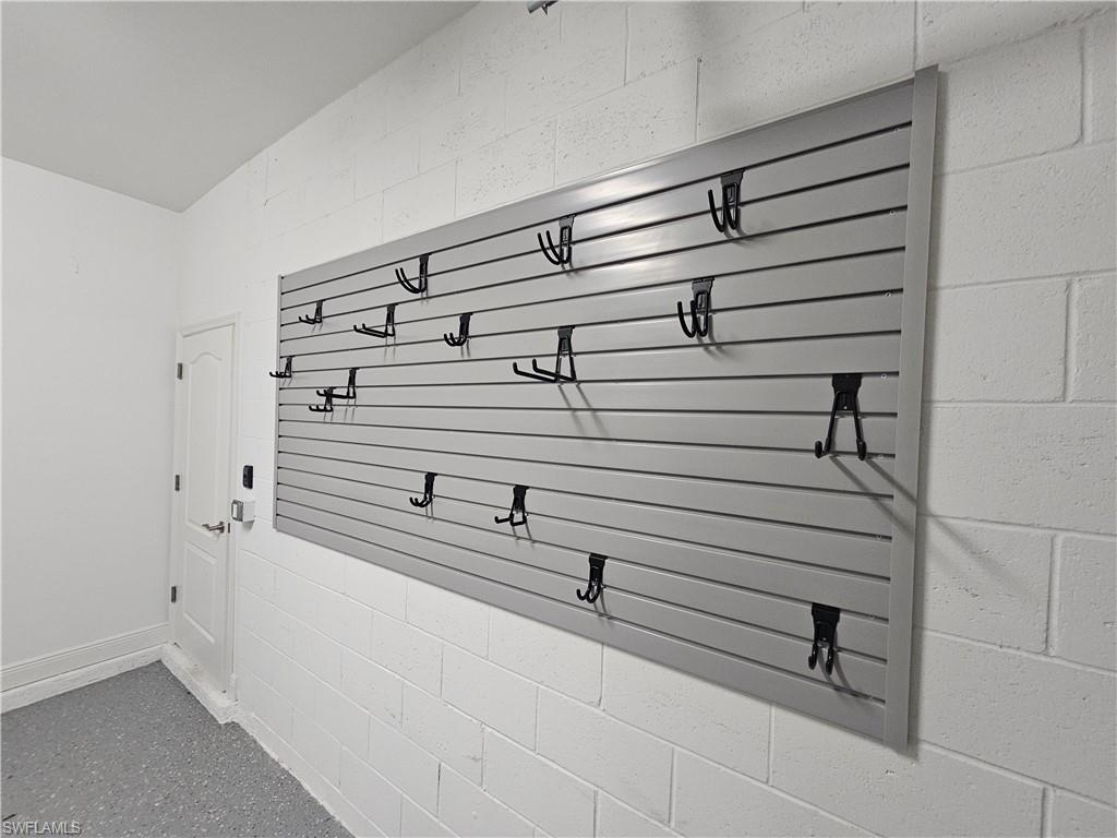 AVALON - Residential Lease