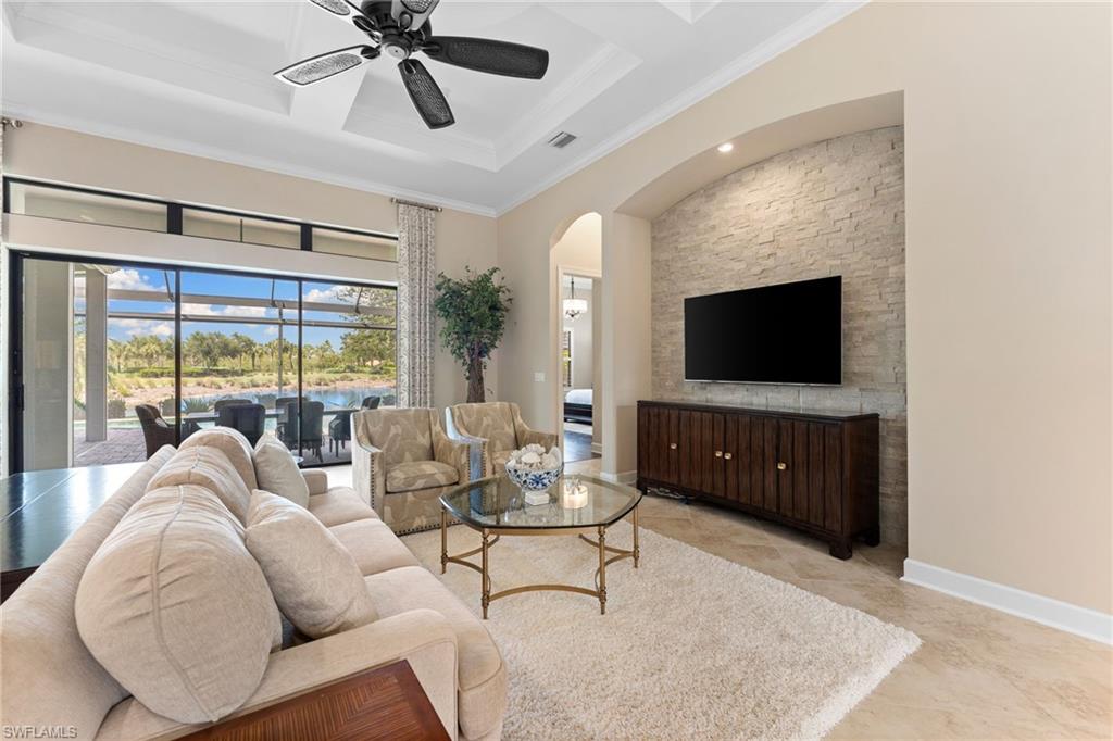 ESPLANADE - Residential Lease