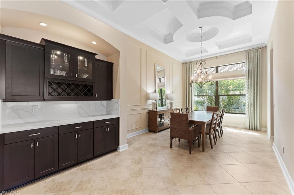 ESPLANADE - Residential Lease