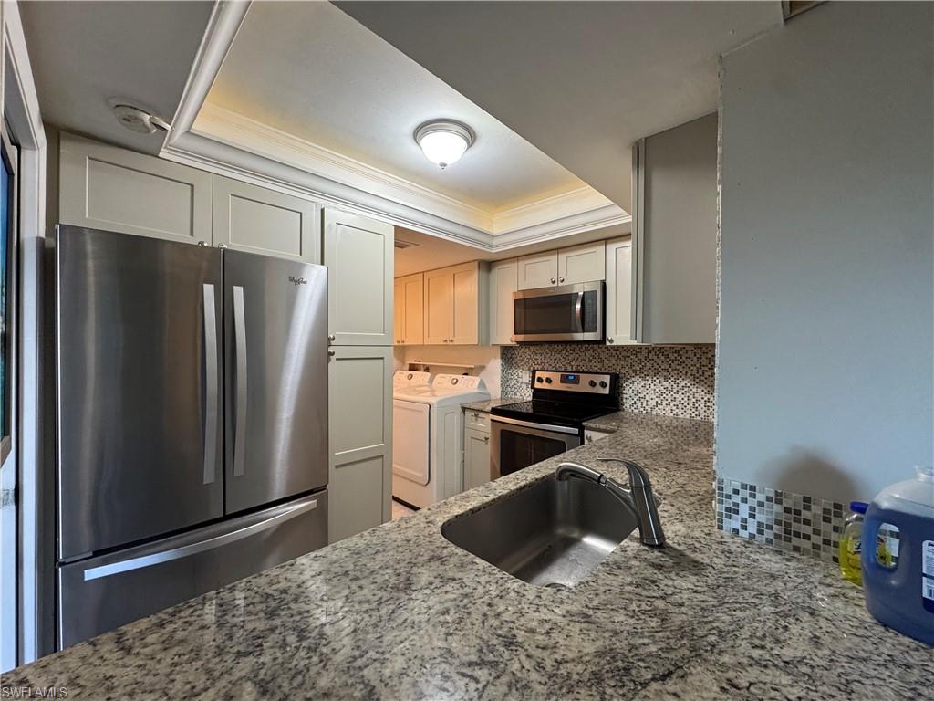 LAKEWOOD - Residential