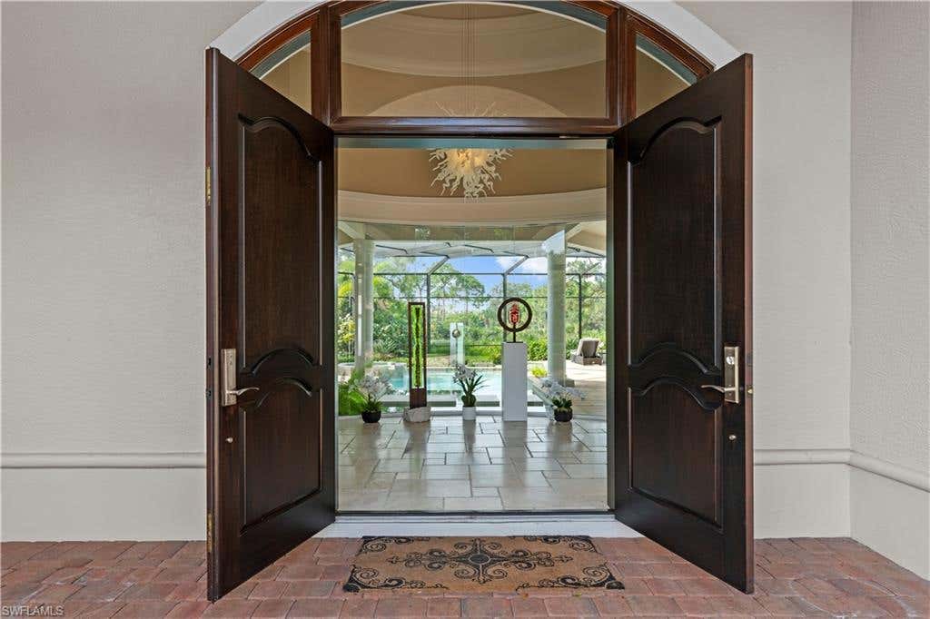 Photo of 11617 Useppa CT, NAPLES, FL 34110 (MLS # 226026240)