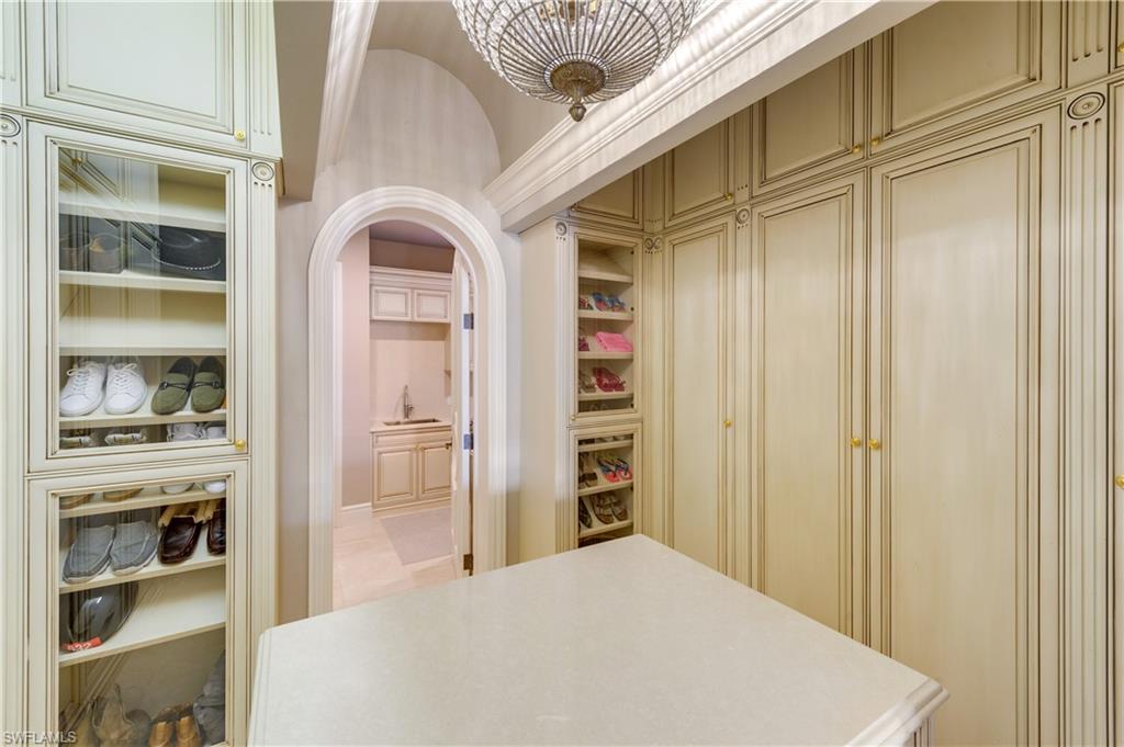 ROYAL HARBOR - Residential