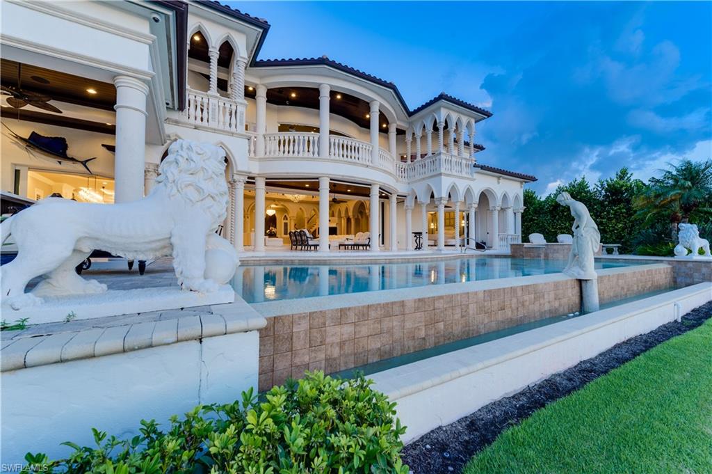 ROYAL HARBOR - Residential