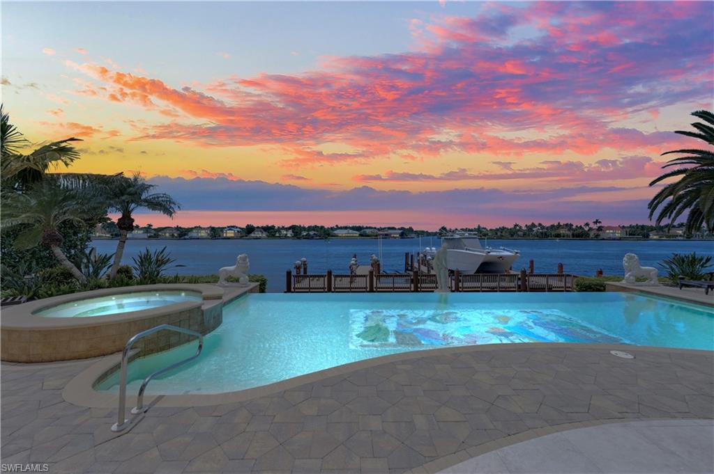 ROYAL HARBOR - Residential