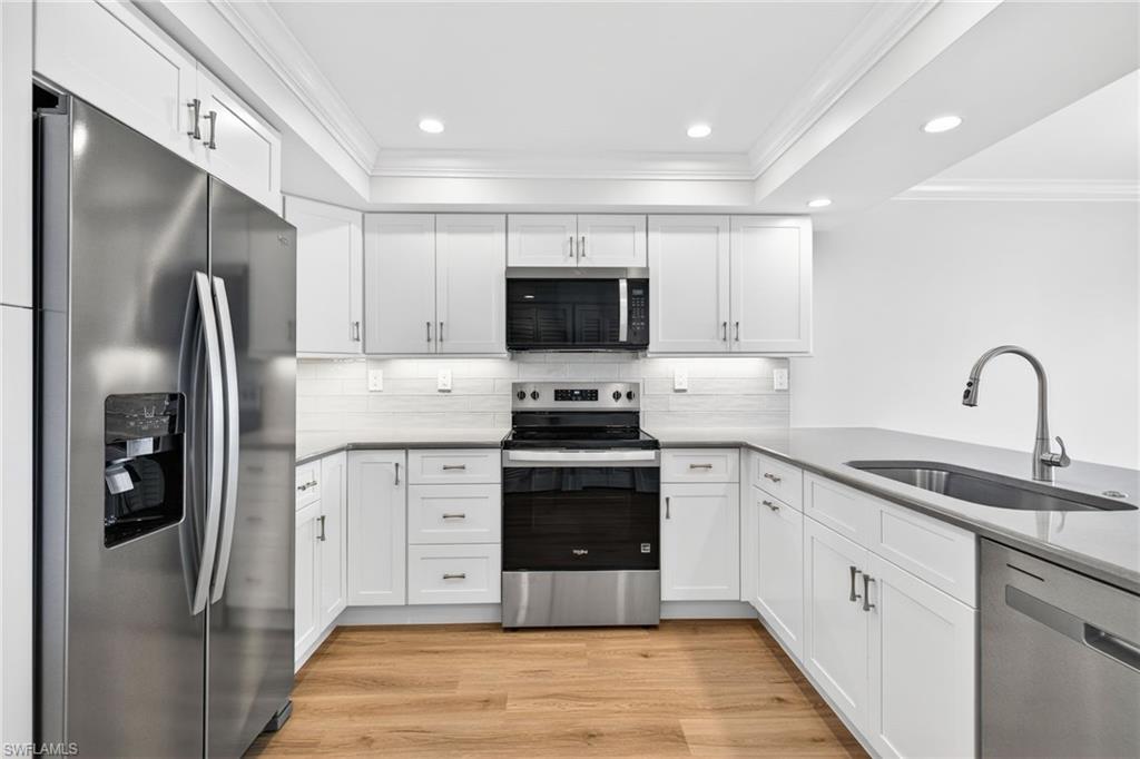 WHITE SANDS CONDO - Residential