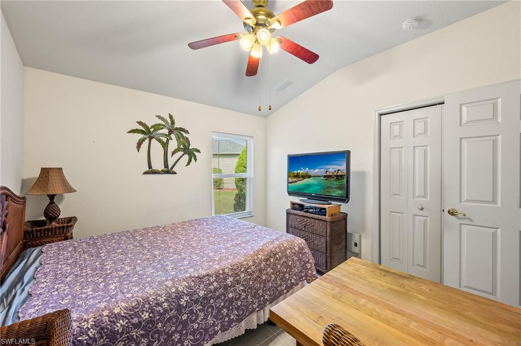 CALUSA PALMS - Residential