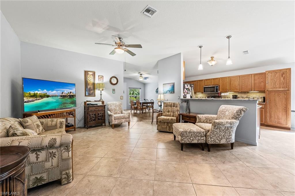 CALUSA PALMS - Residential