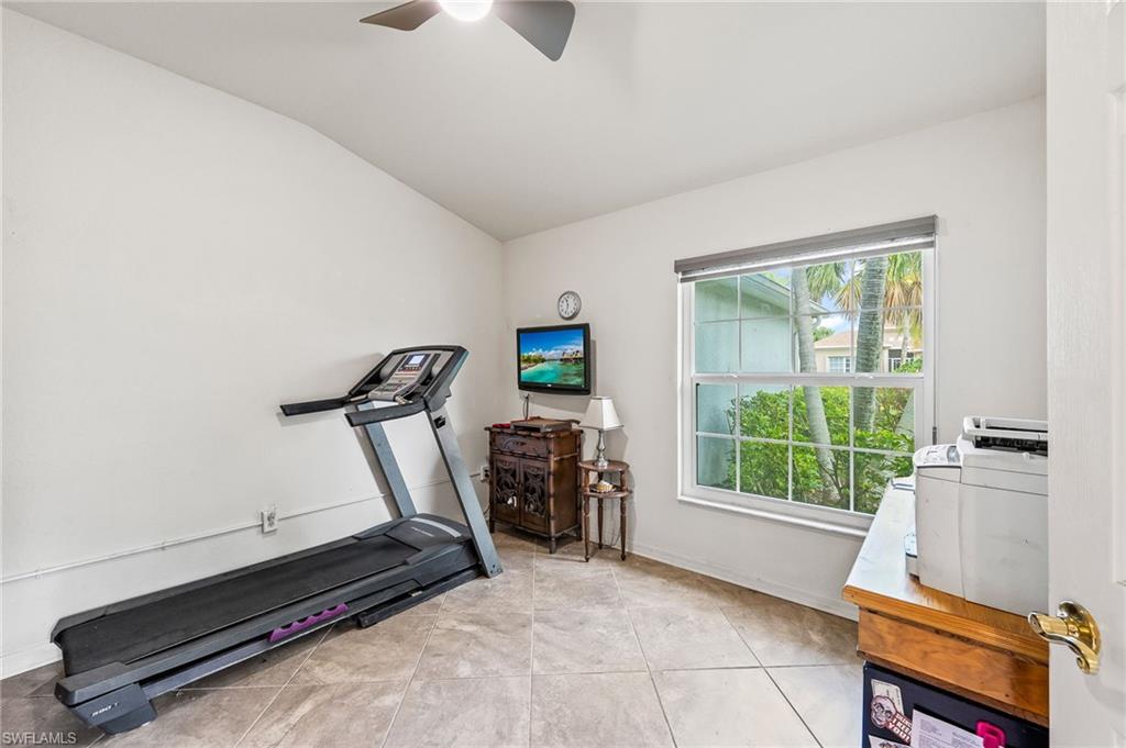 CALUSA PALMS - Residential