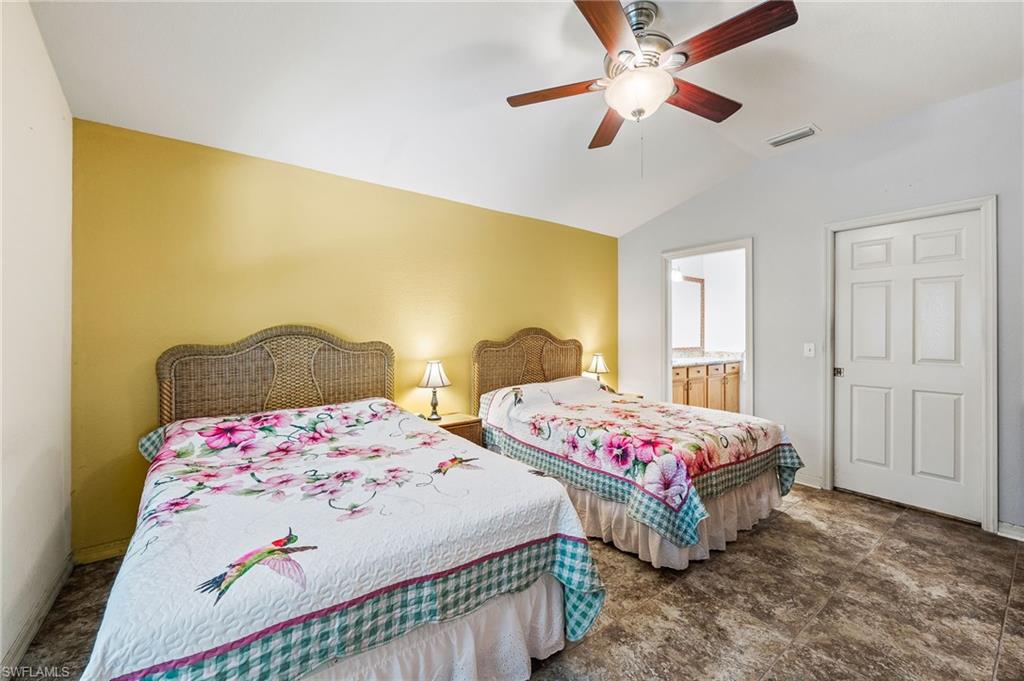 CALUSA PALMS - Residential